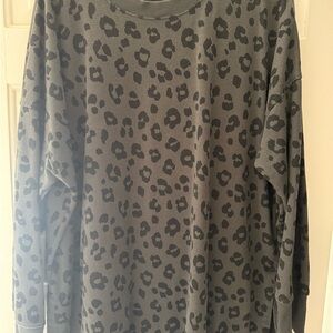 Gray Leopard Print Sweatshirt with Relaxed Fit